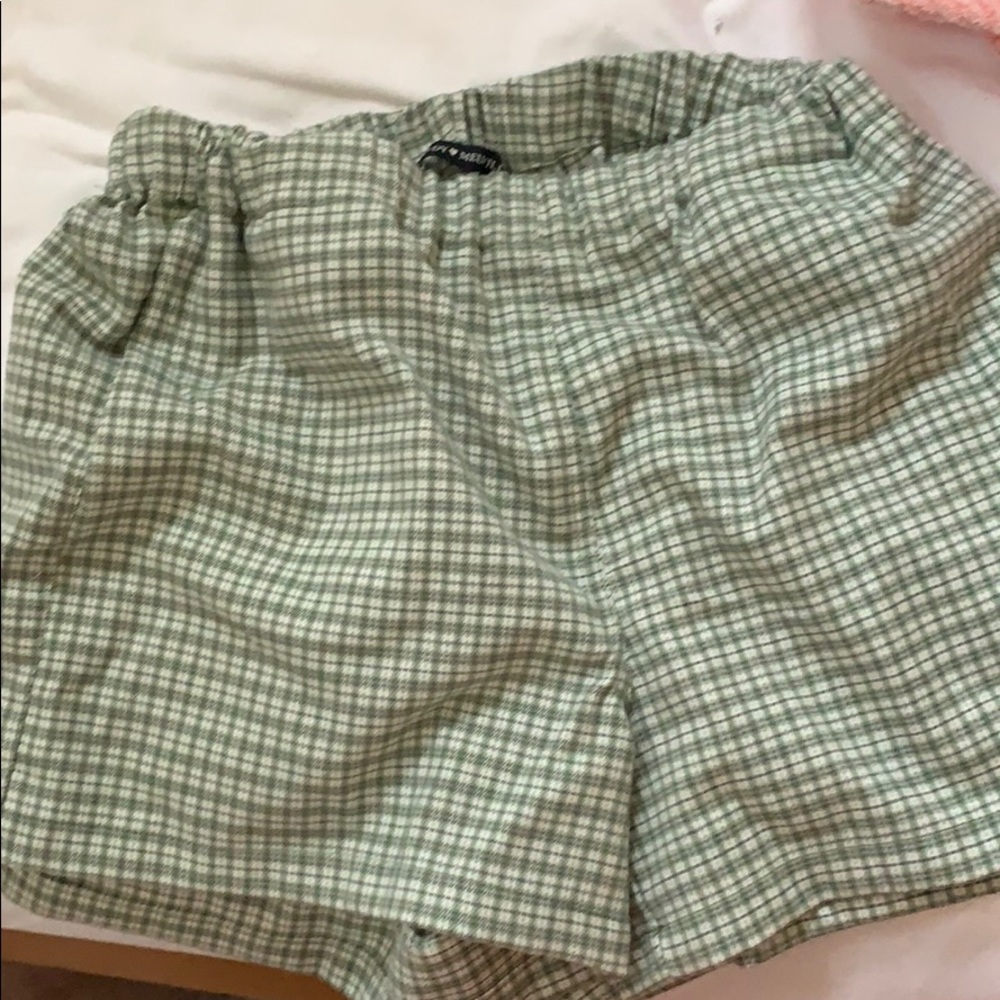 Brandy Melville logan shorts